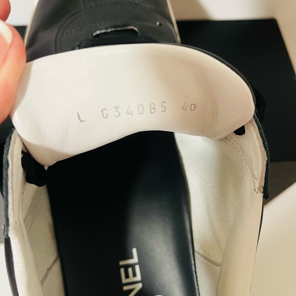 Chanel sneakers - Picture 2 of 5